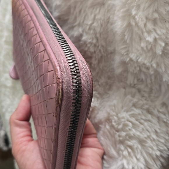Bottega Venta Preloved wallet great condition inside & out, mauve. - Picture 13 of 14